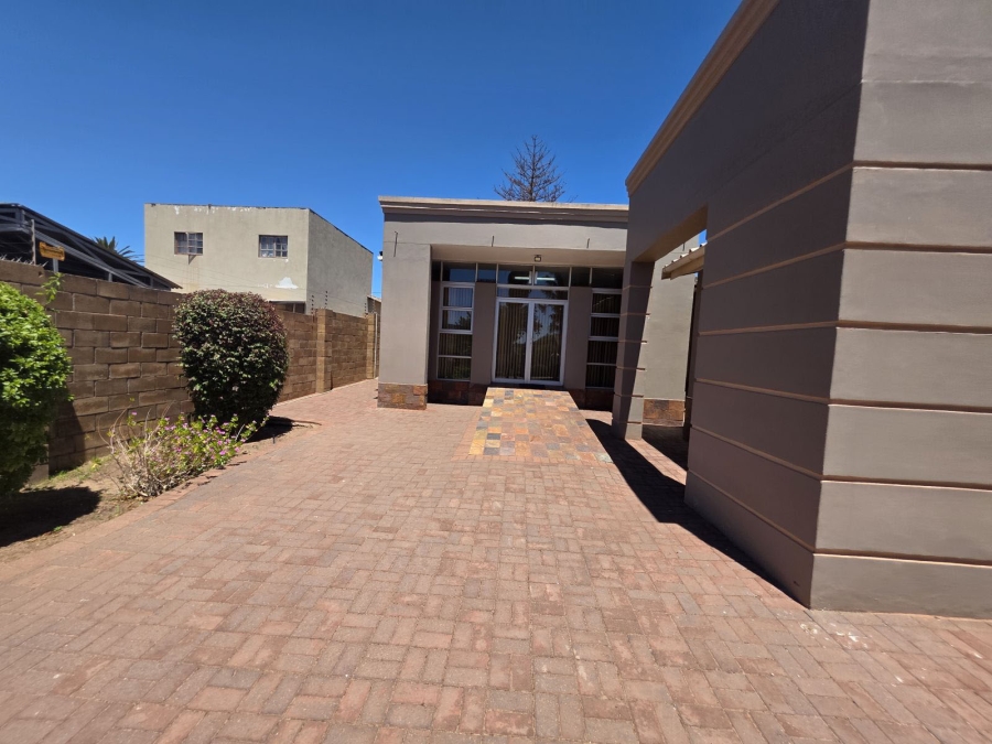 Commercial Property for Sale in Vredenburg Western Cape